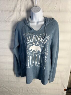 Blue Scoop Neck Graphic California Republic Sweatshirt